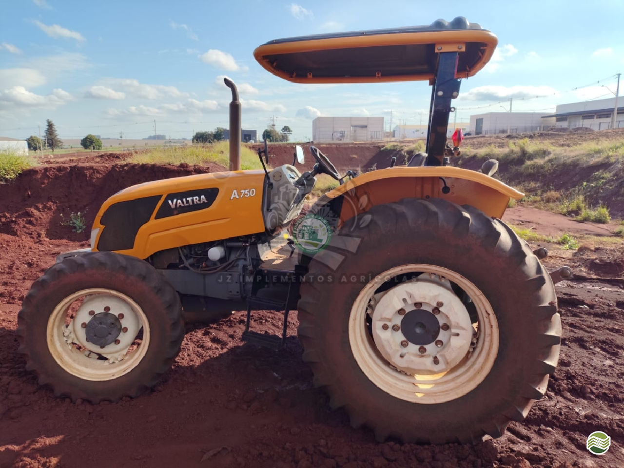 TRATOR VALTRA VALTRA A750 Tração 4x4 JZ Implementos Agrícolas TOLEDO PARANÁ PR